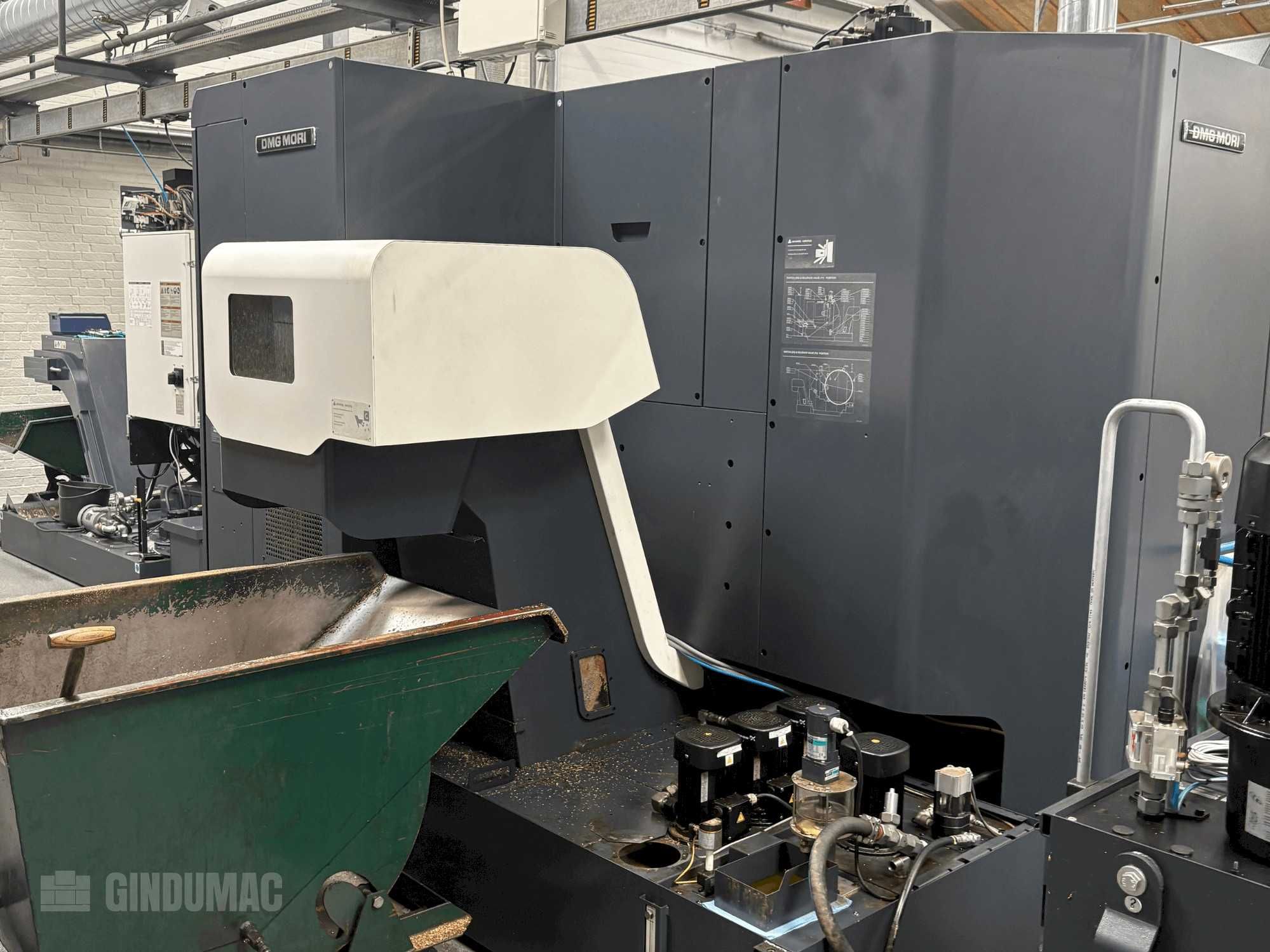 Centrum obróbcze DMG MORI NHX 4000 – 4 osie, BT40, 2015
