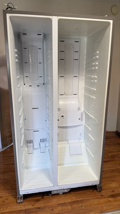 Samsung RS7527THCSP/EF – lodówka Side by Side na części / do naprawy