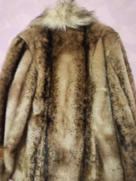 Продам полушубок 48 роз.