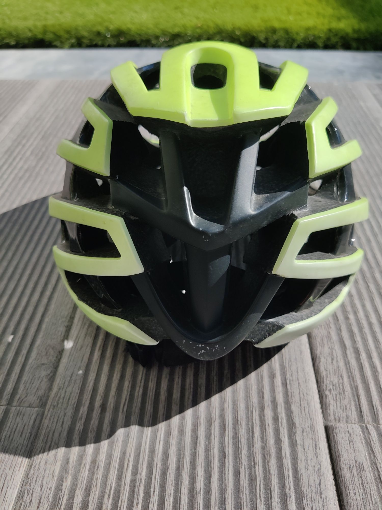 Capacete bicicleta Polisport