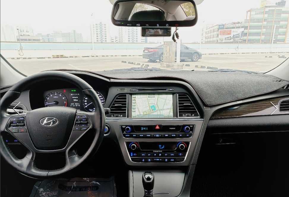 Продам Hyundai Sonata 2015