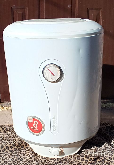 Продается бойлер на 50л