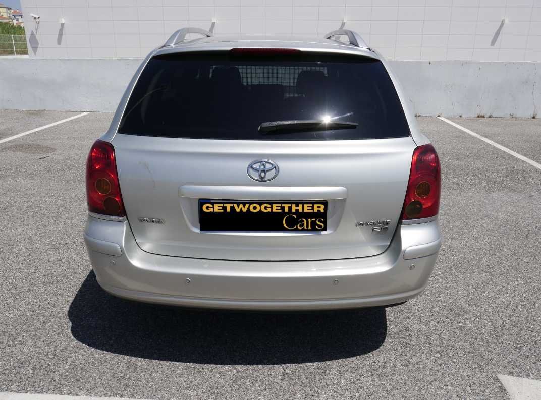 Toyota Avensis 2.0 D4D 2004