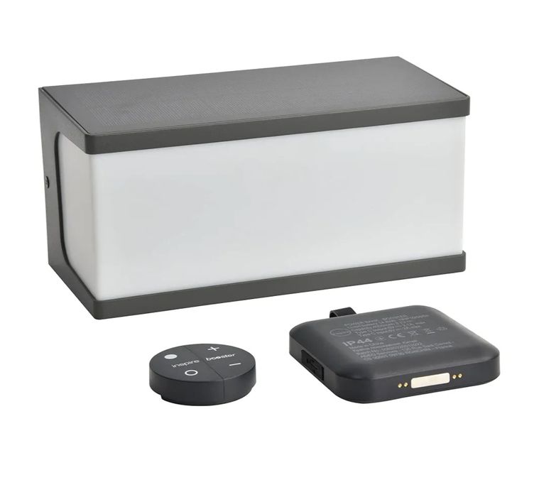 БЛЭКАУТ Повербанк/аккумулятор Inspire Booster