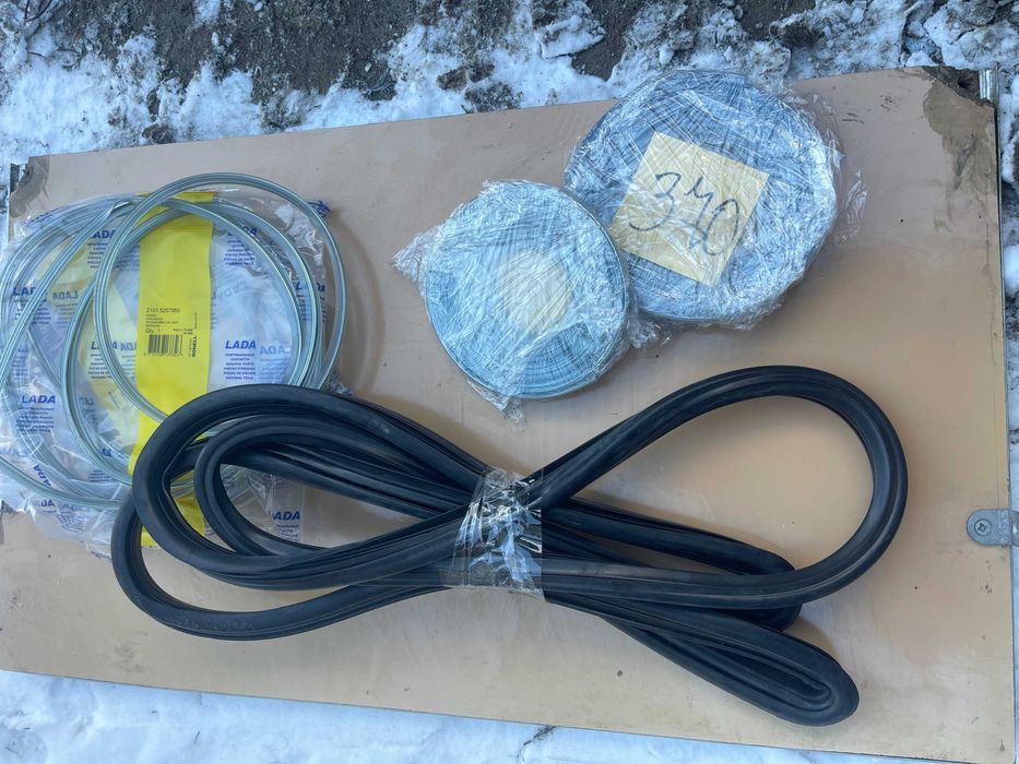 резинка лобового стекла ваз 2101.2103.2106 новая (уплотнитель)