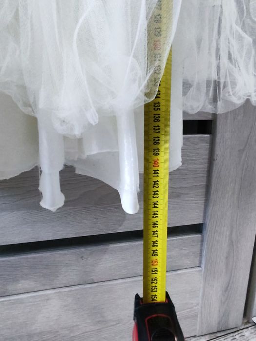 Suknia ślubna koronka