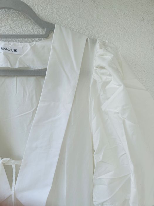 Isarouse dluga sukienka z haftem M