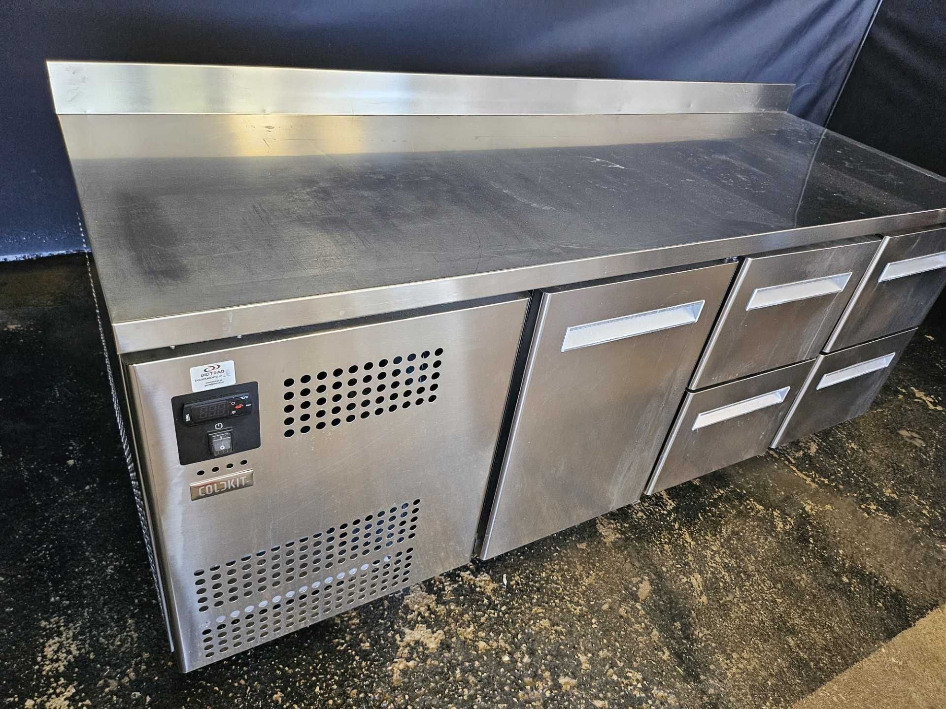 Bancada refrigerada em inox