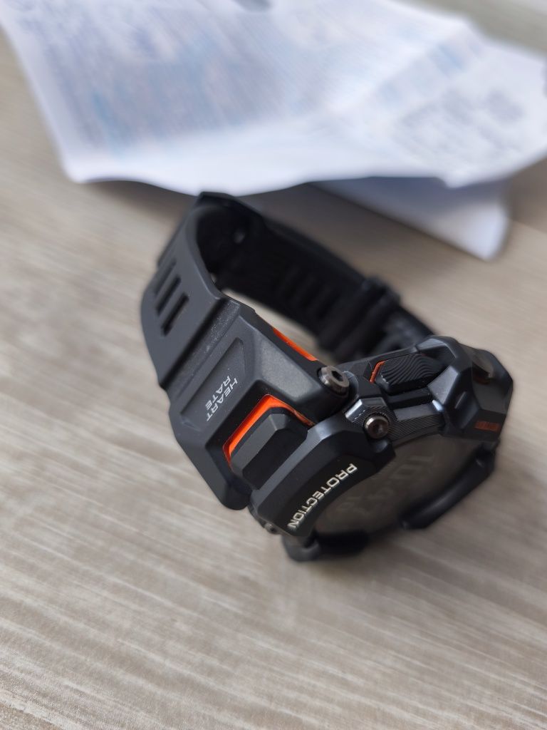 Zegarek Casio G-Shock GBD-H2000 GW. 12.29