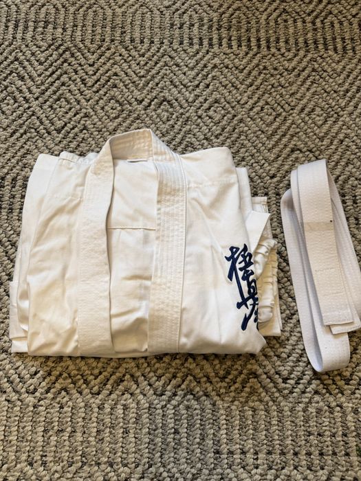 Кімоно кіокушинкай