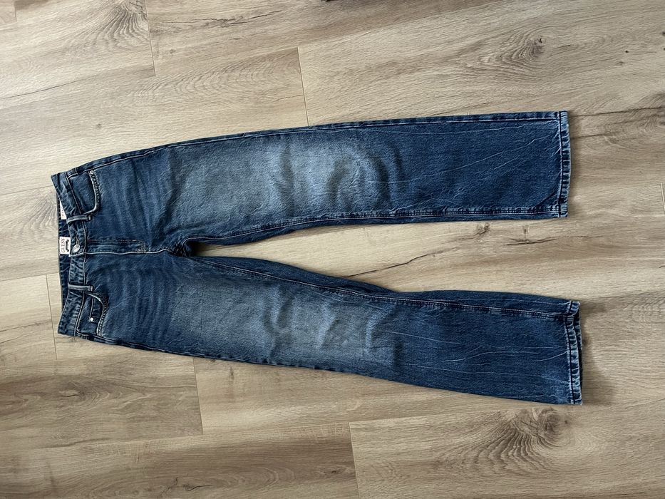 Guess жіночі джинси straight нові