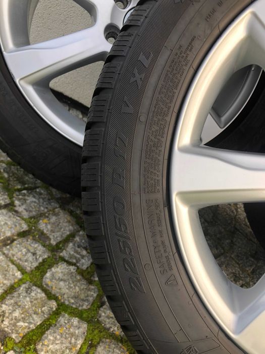 Oryginalny komplet kół do Volvo Rozmiar 225/50/17 OKAZJA