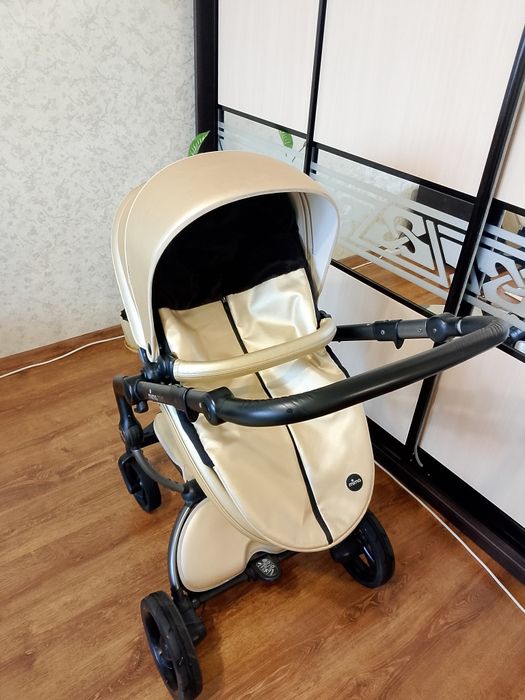Терміново !!!Коляска Mima Xari 2 в 1 Стан нової