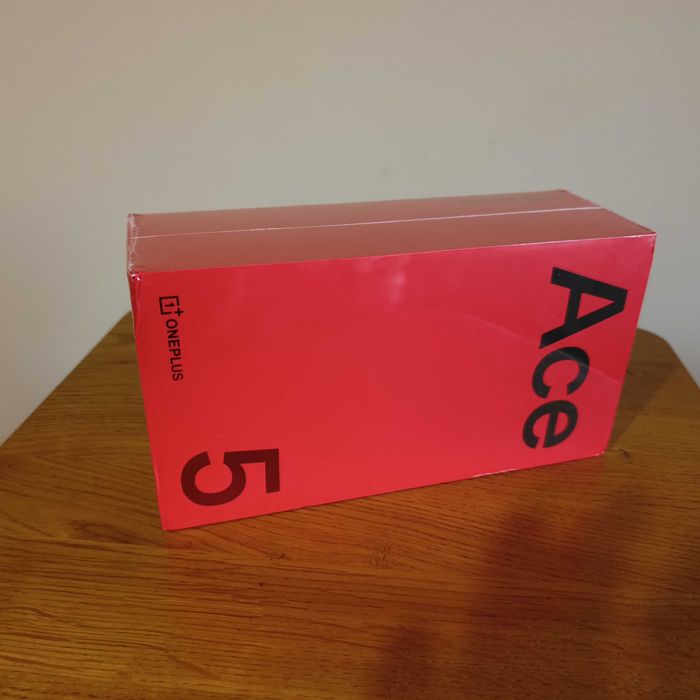 OnePlus Ace 5 12/256GB чорний Розблокований  Snapdragon 8 Gen 3