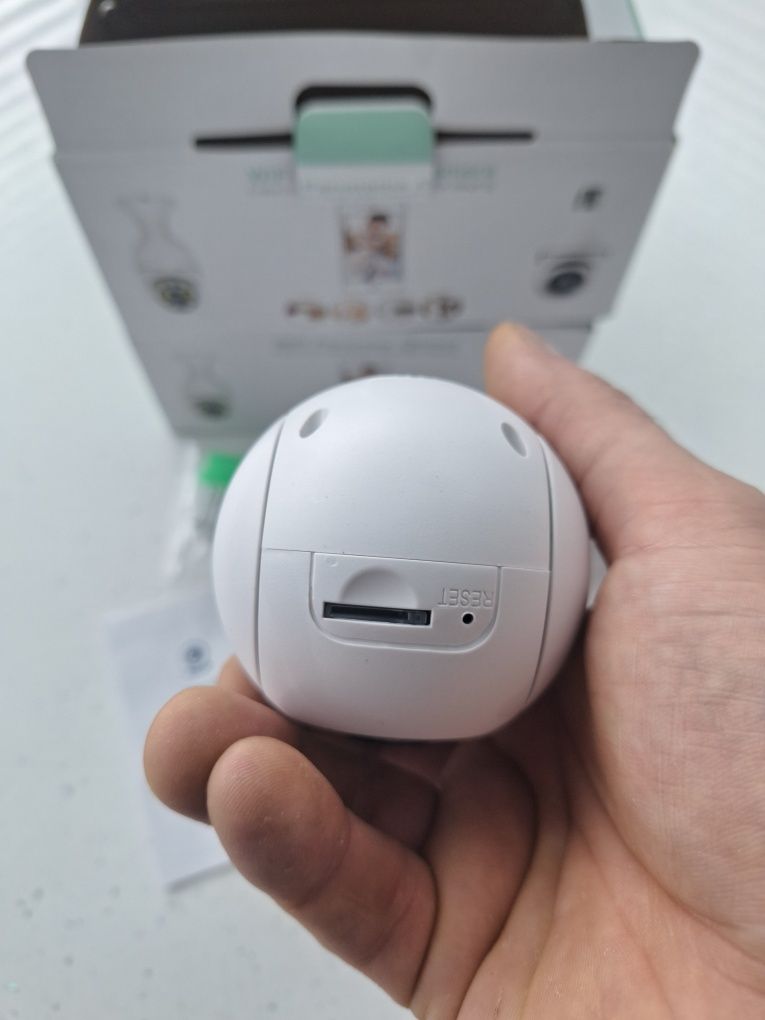 Kamera wi-fi Żarówka