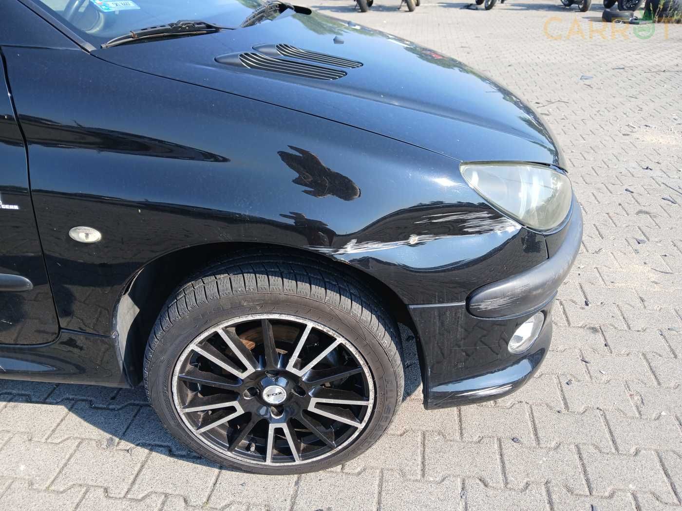 Peugeot 206  Kabrio lekko uszkodzony. Ew. na czesci.