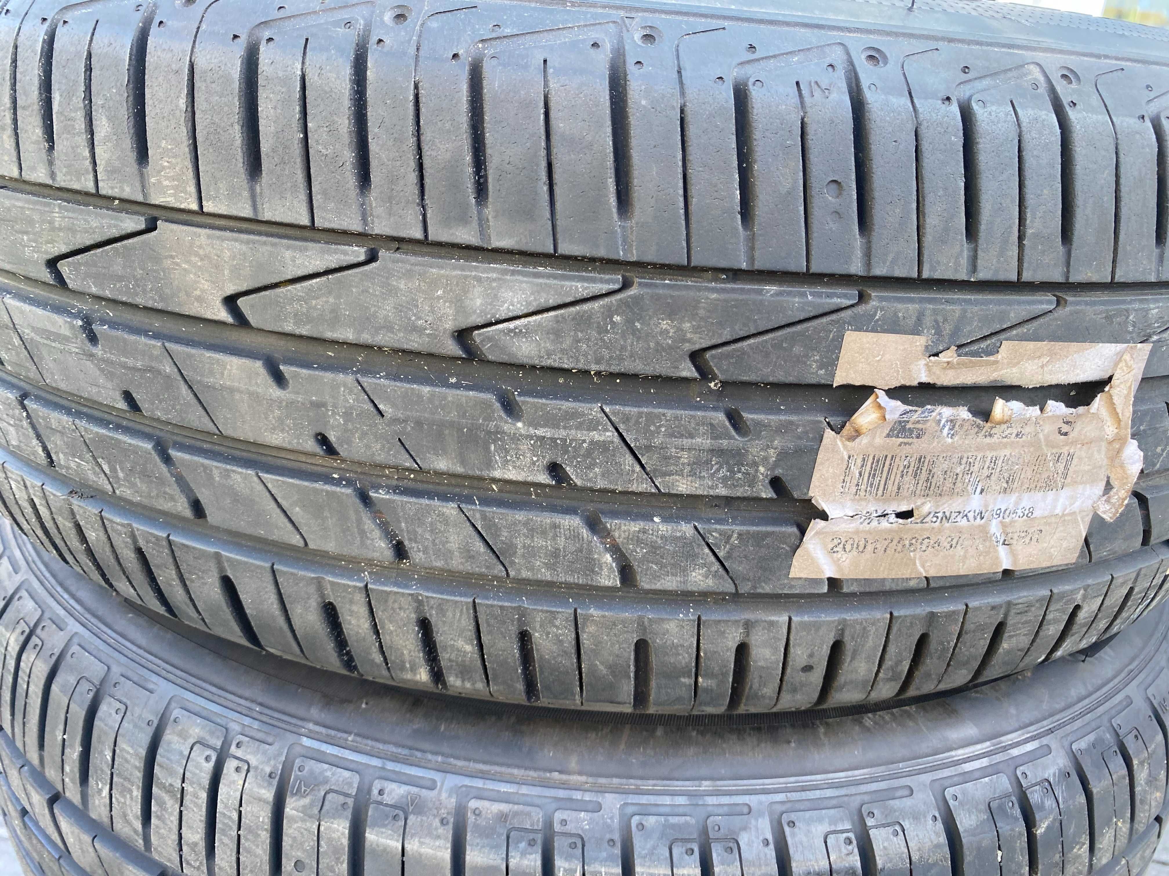 шины  Hankook 215 65 17