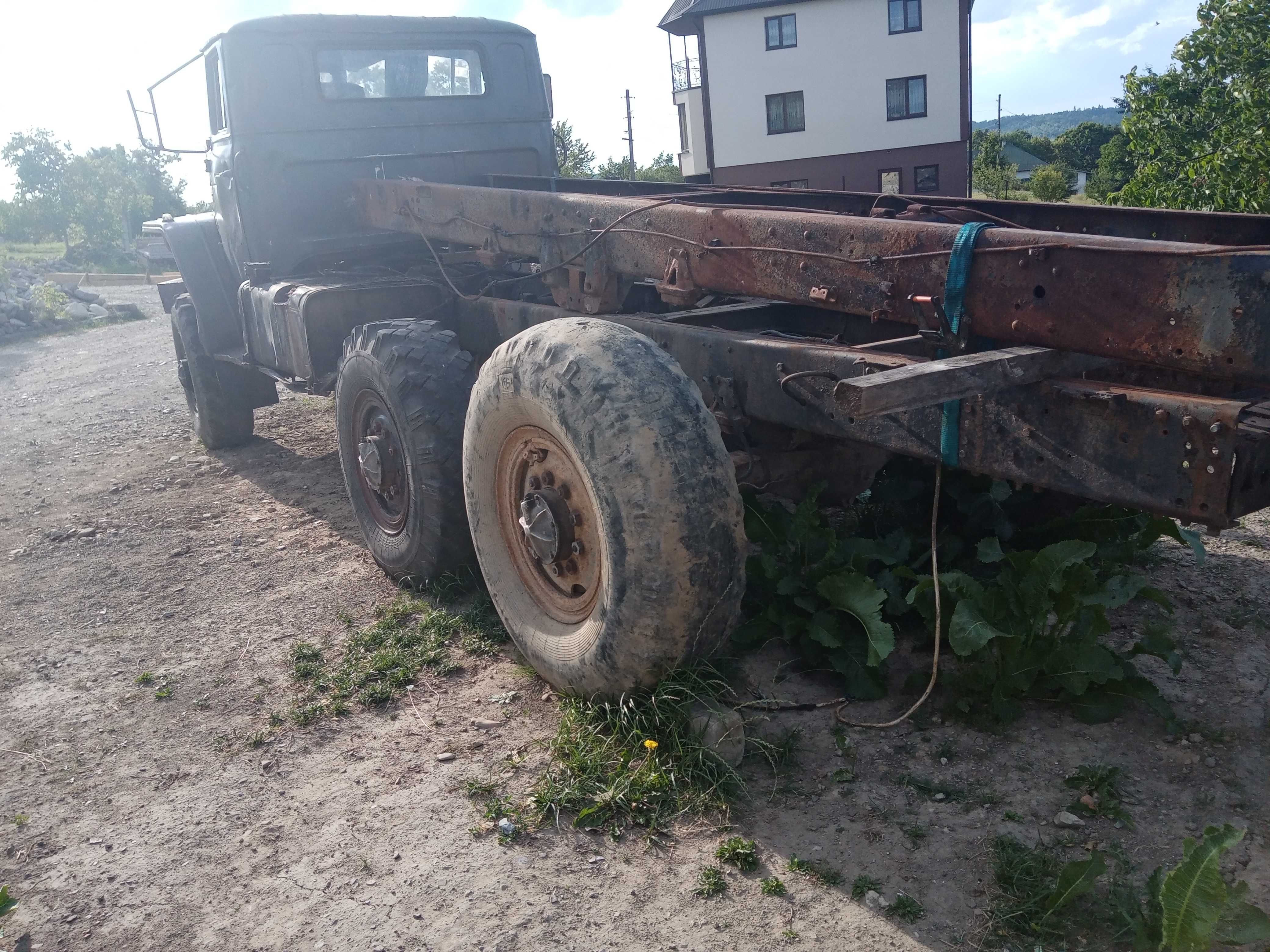 Урал-4320 вантажівка