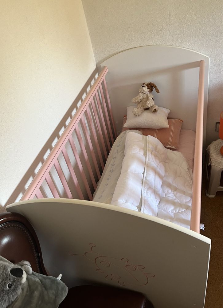 Berço/cama de grades c/ colchão