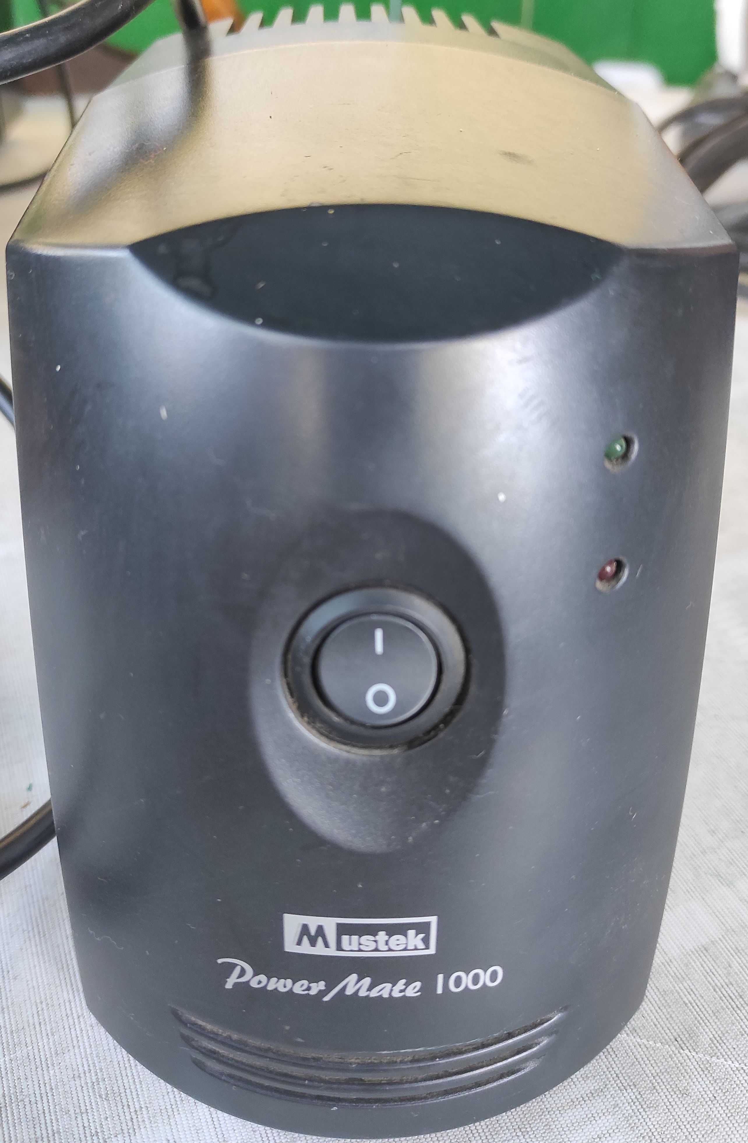Подам стабилизатор напряжения Mustek Power Mate 1000