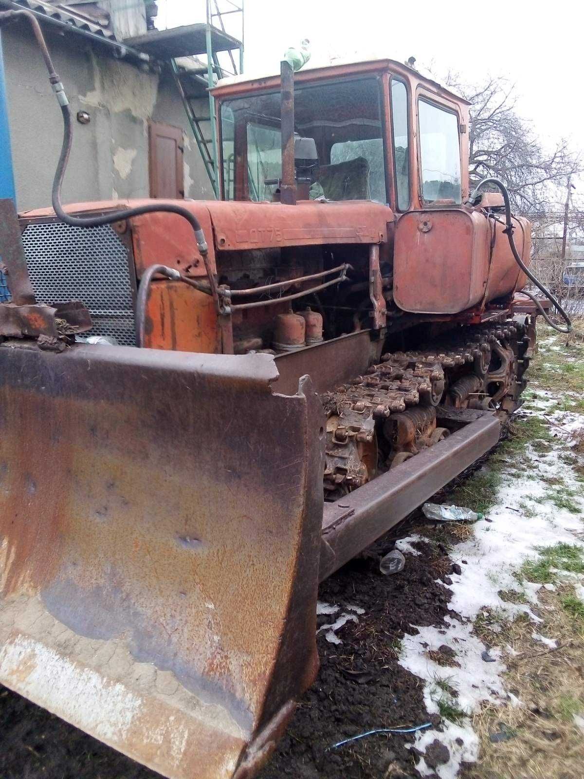 трактор ДТ-75 двигун А-41 з плугом