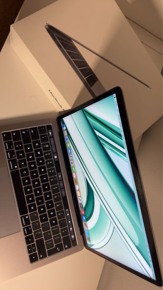macbook Pro touch bar