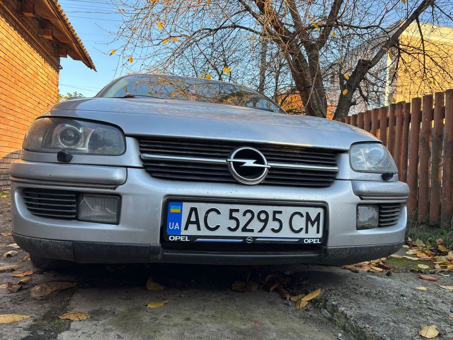 Opel Omega B 2.0 газ 4 покоління бензин