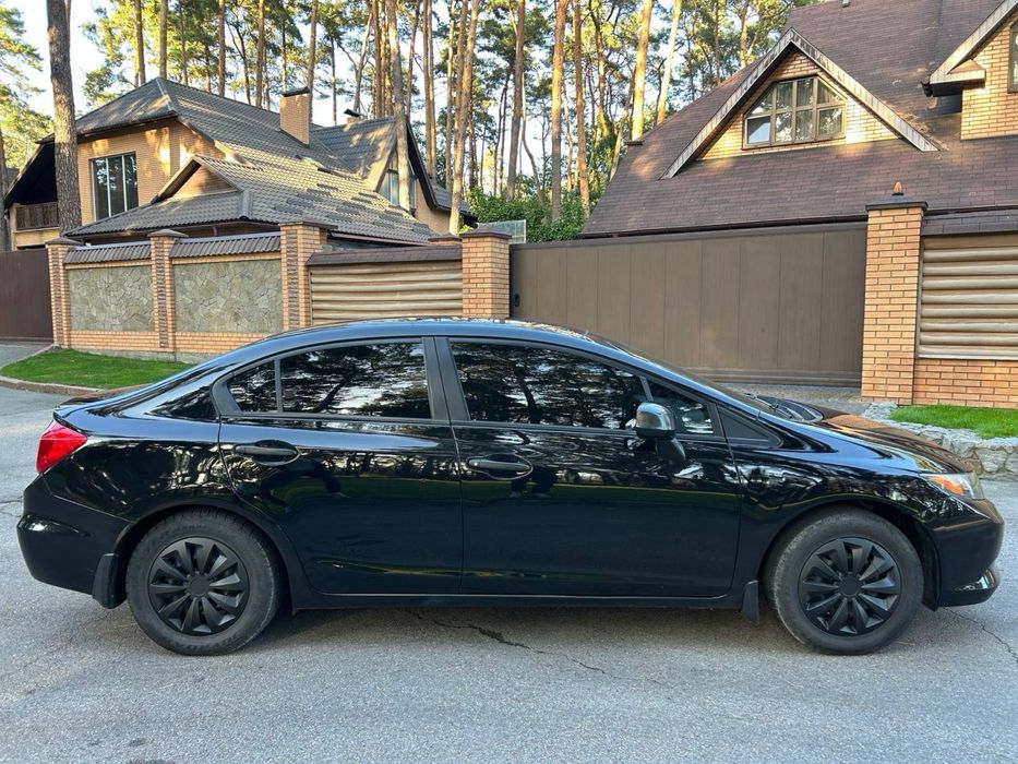 Honda Civic ІХ 2011р 1.8 бензин