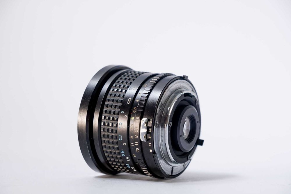 [SZEROKOKĄTNY KLASYK] obiektyw Tokina RMC 17mm 3.5 do NikonF BDB STAN