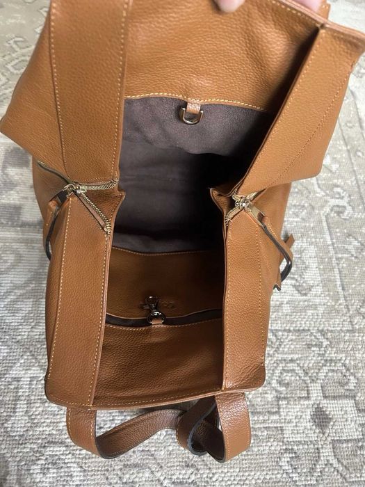 Bolsa de mão/ombro LOEWE Hammock em pele cor conhaque. Tamanho médio.