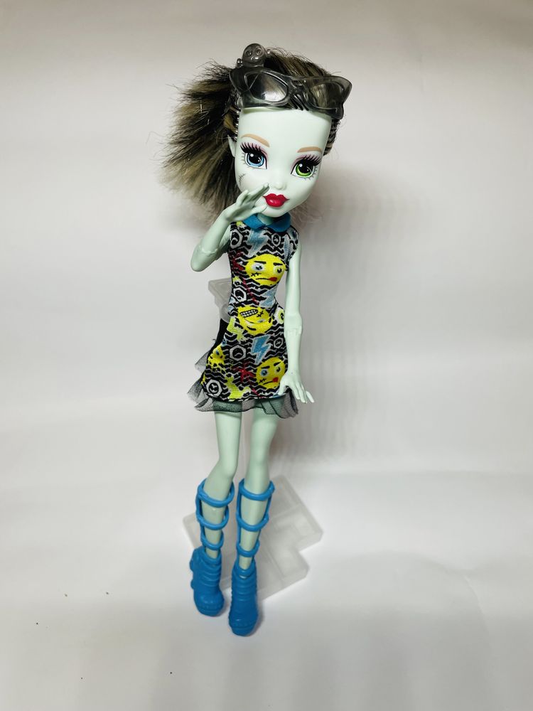 Кукла Frankie Stain з серії Monster high
