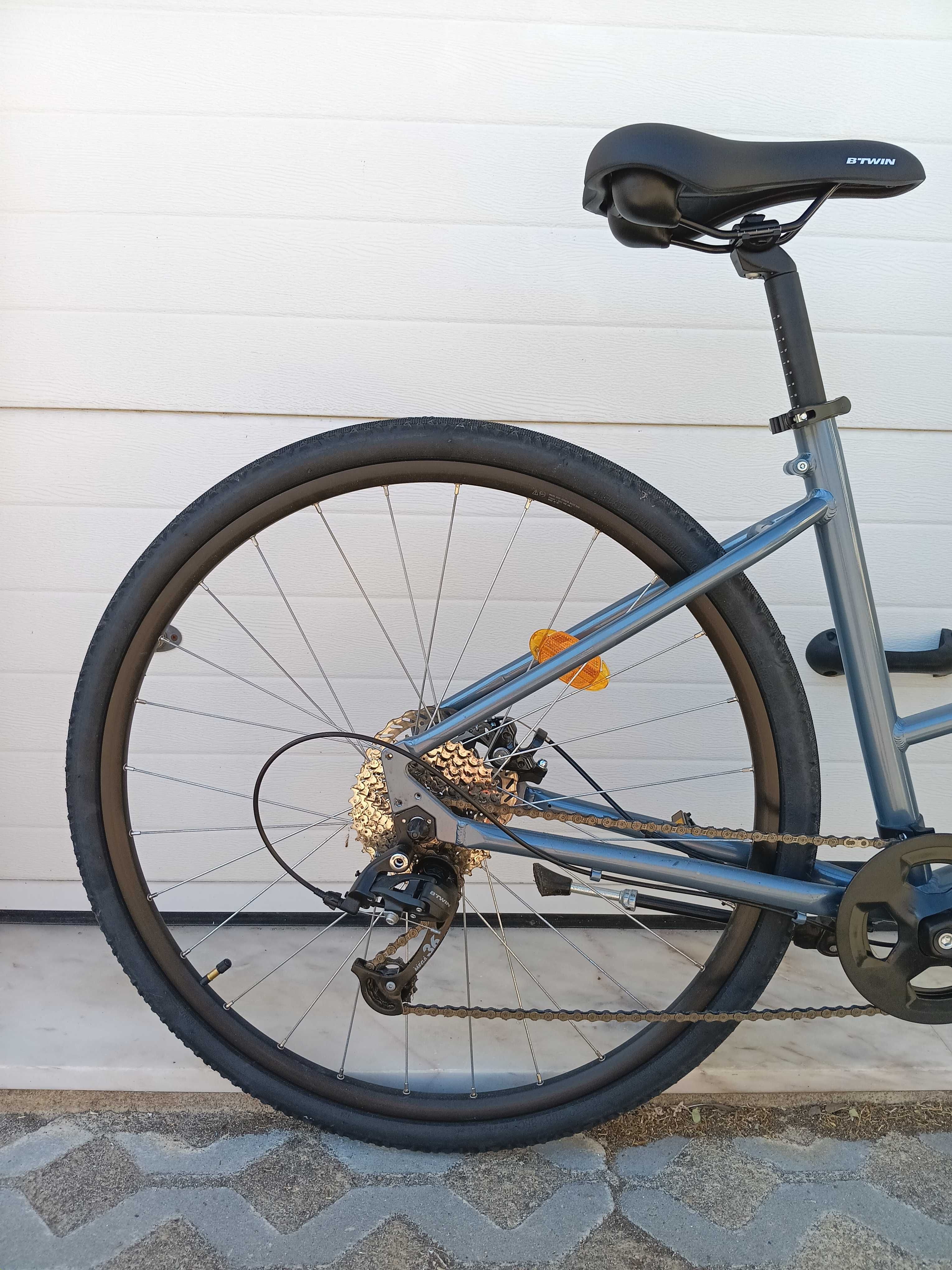 Bicicleta Riverside 500