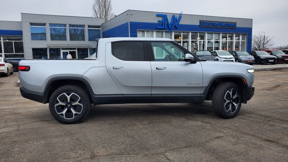 Rivian R1T 2022 135 кВт продаж/ обмін на квартиру в Києві