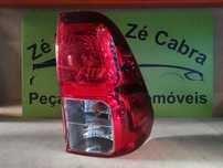 TOYOTA HILUX FAROLIM DIREITO - FT330