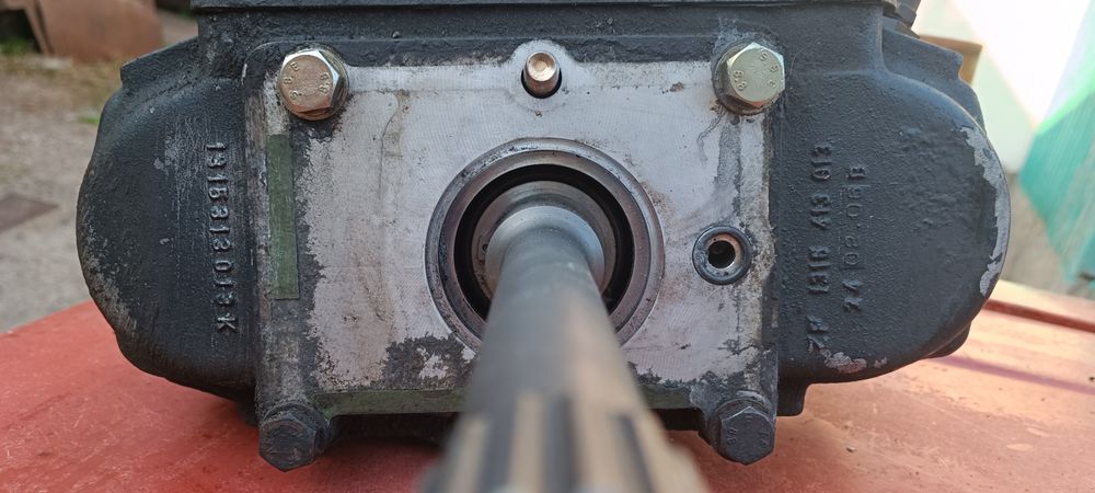 Коробка отбора мощности PTO N221/10 B-IT/ ZF 1315 413 013 / MAN