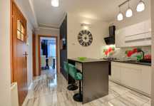 Apartamenty Krynica Centrum Lato Wakacje wolne pokoje kuchnia winda