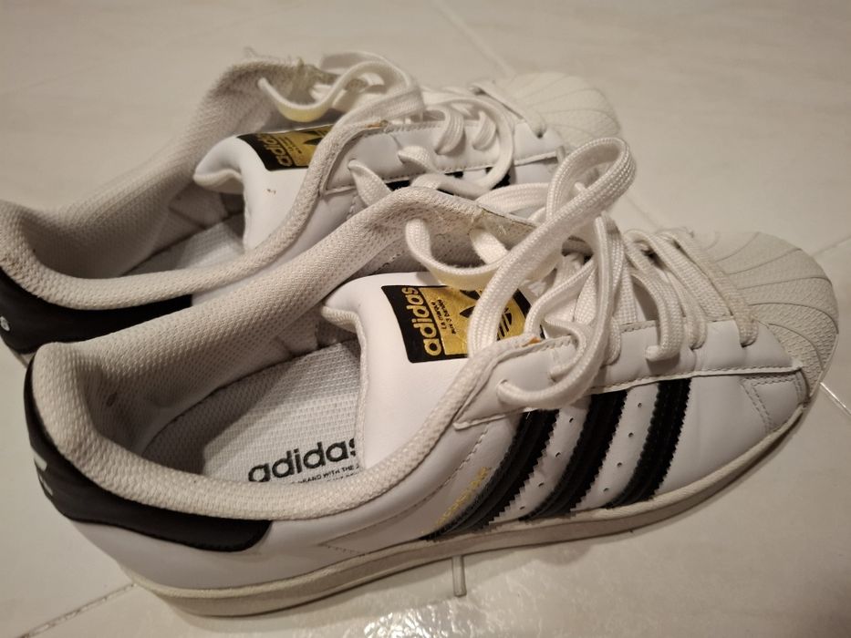 Ténis adidas superstar