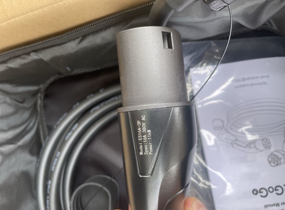 Зарядка для електромобіля