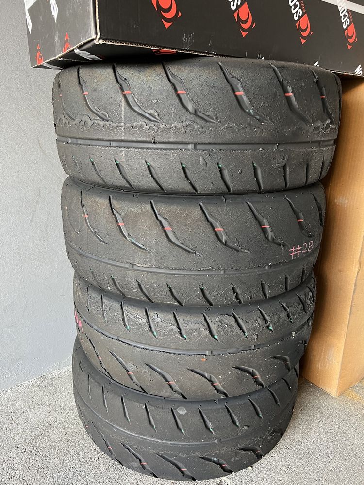 Pneus Toyo R888r 185/60r13