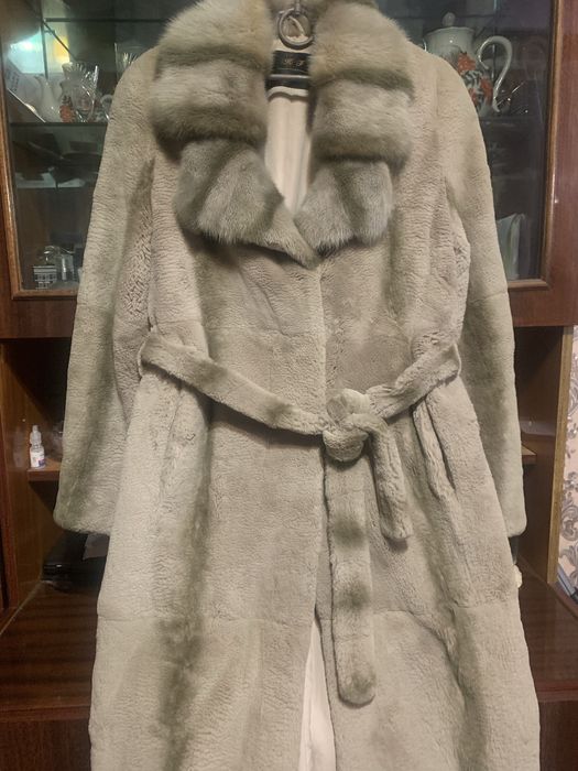 Шуба натуральная. Рекс и норка. Размер 44-46