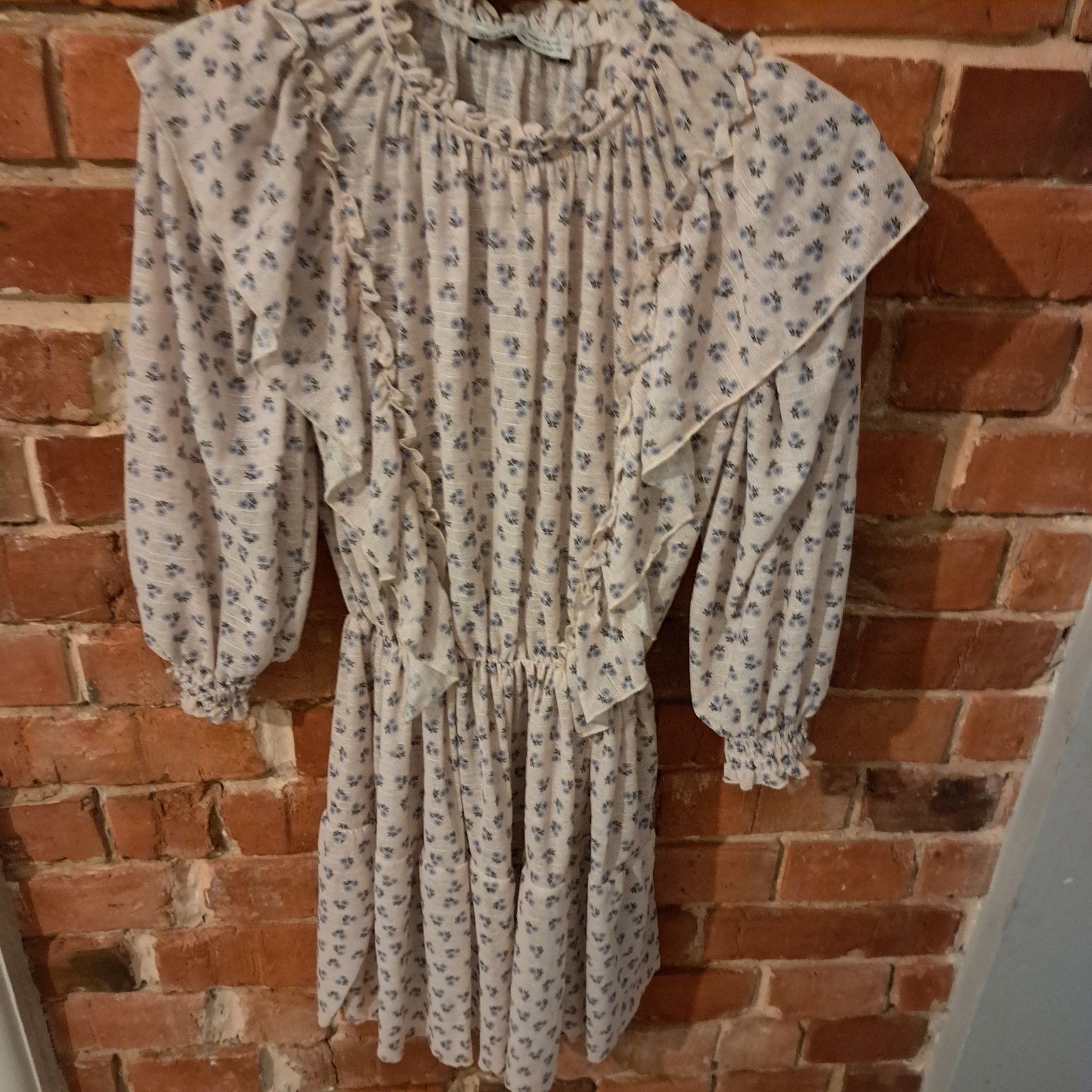 Sukienka damska  cudna pull bear