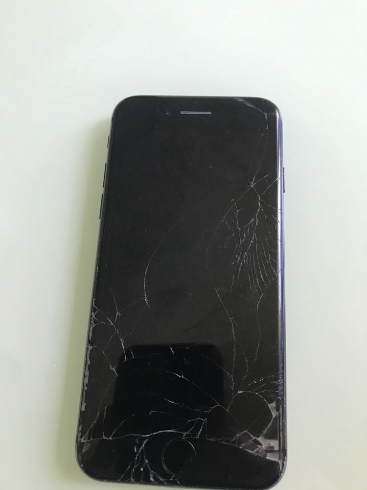 iPhone 7 під відновлення