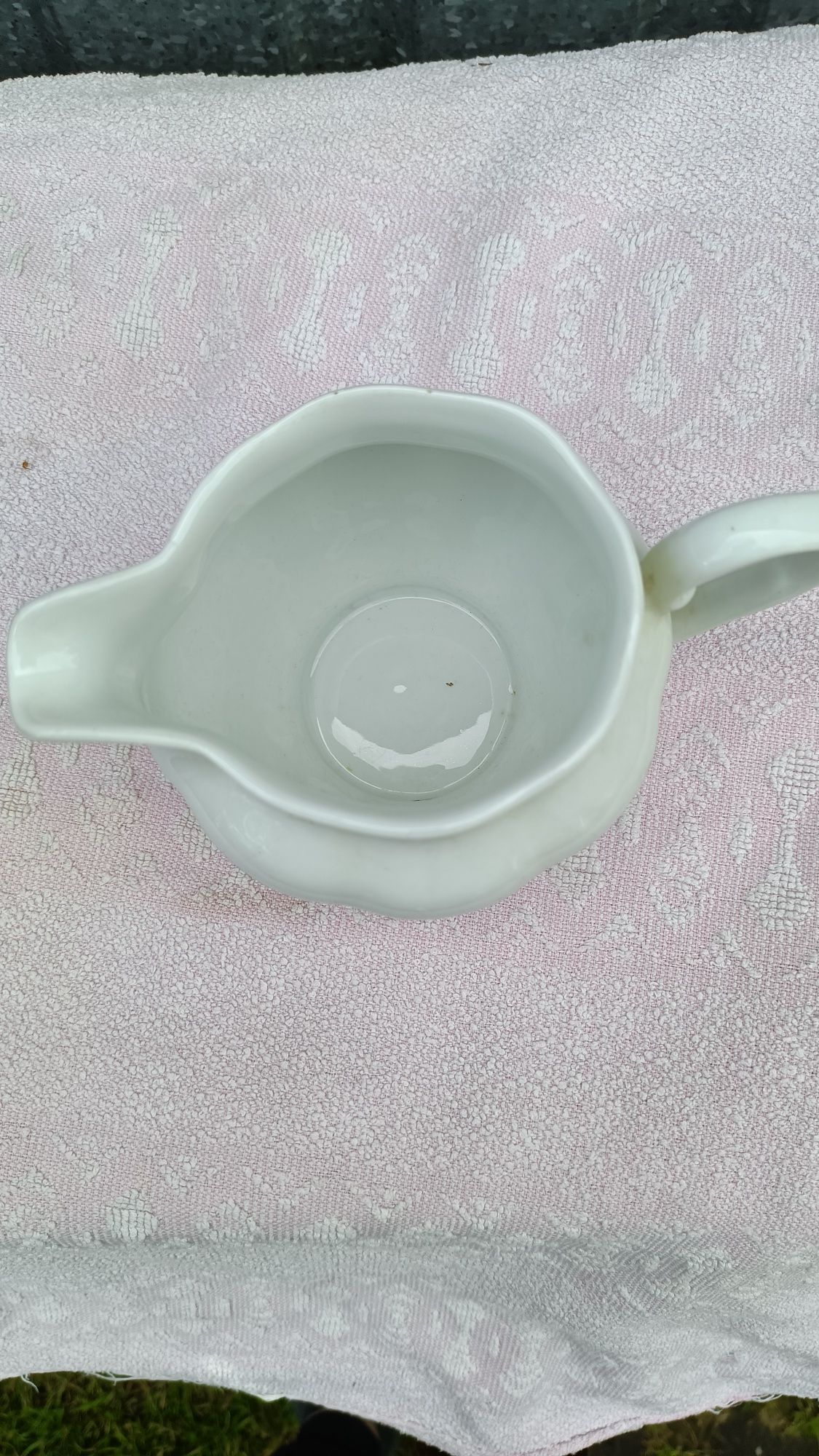 Biały mlecznik porcelana Karolina