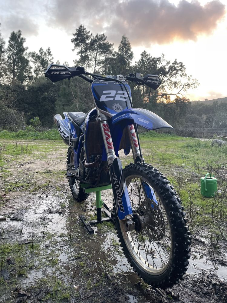 Vendo yz250f 2003