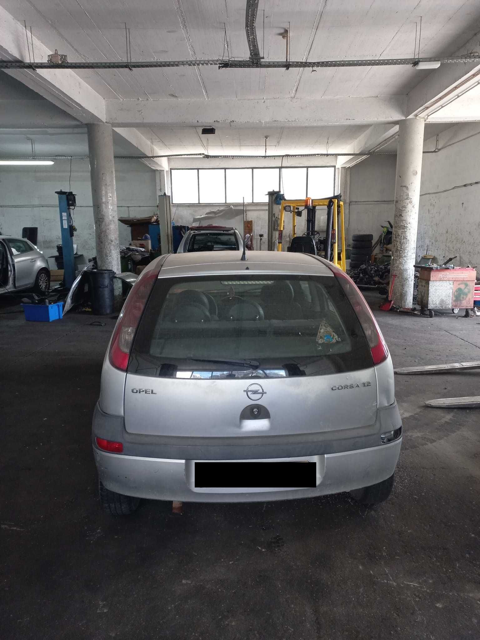 Opel Corsa para peças