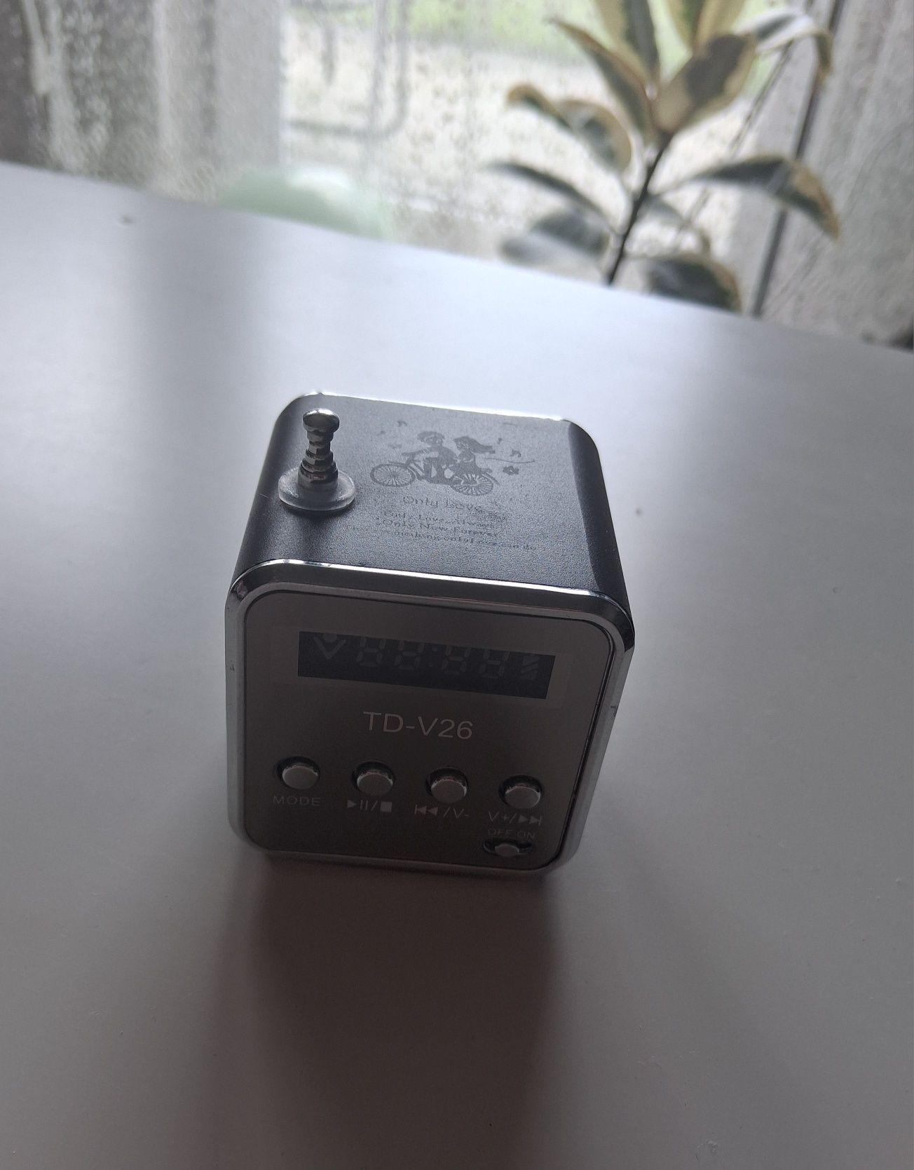 Mini radyjko przenośne bluetooth