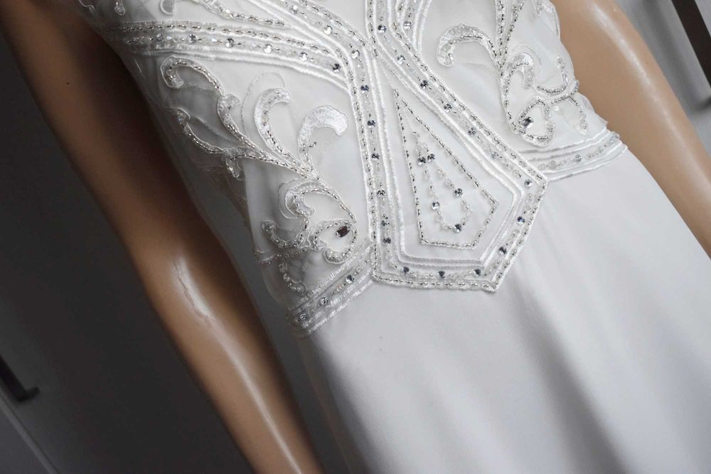 Sukienka 38 M L balowa długa biała szyfonowa luźna cyrkonie koronka