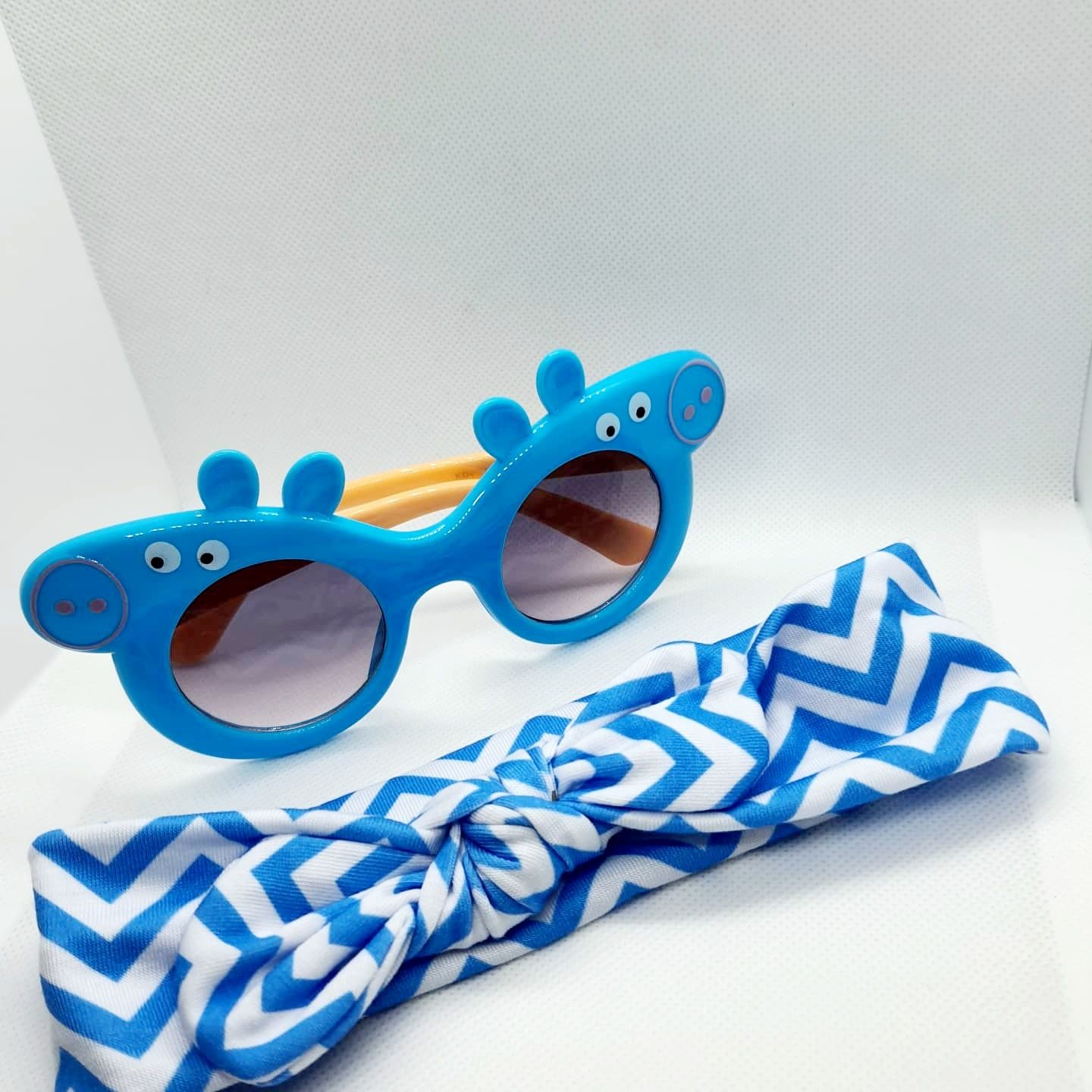 Okulary przeciwsłoneczne Świnka Peppa + opaska uniwersalna pin up