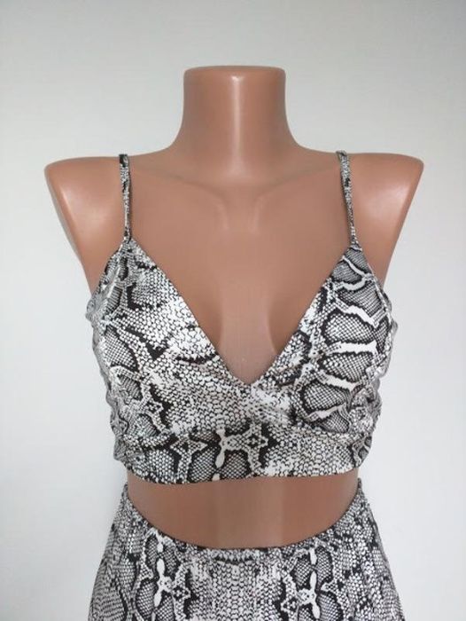 Чёрно-белый комплект бикини от nastygal! 12(40) змеиная кожа.