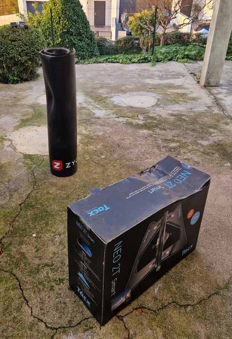 Rolo de treino Tacx Neo 2T smart